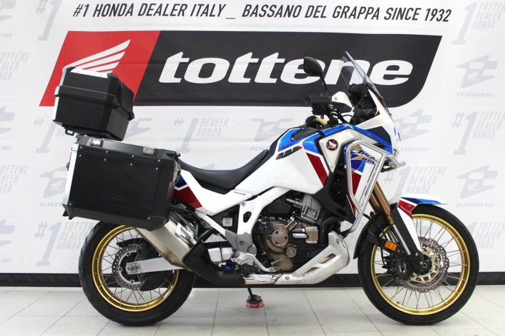 Moto usate: HONDA AFRICA TWIN 1100 DCT ABS TC TFT MAPATURE ADVENTURE UNICO  PROPRIETARIO ACCESSORIATA KM 29848